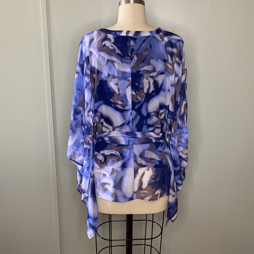 Jennifer Lopez butterfly blouse, size M - Picture 2 of 13